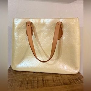 Louis Vuitton Vernis Brentwood Tote Bag